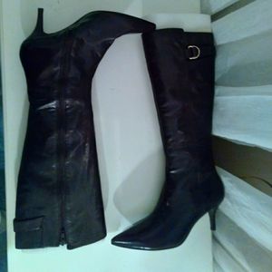 Nwt. Chocolate brown leather boots by Bandolino
